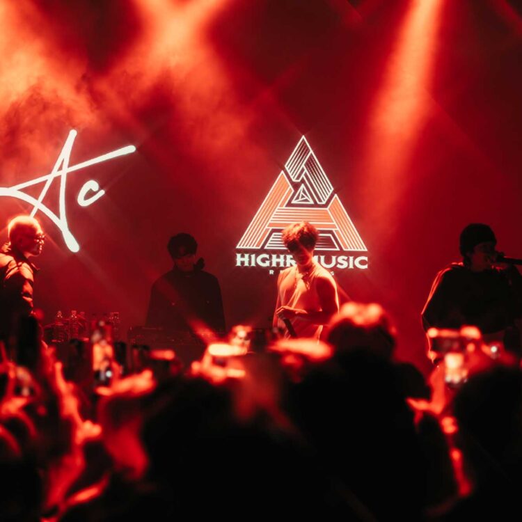 『J.E.T TOUR SERIES [lIlBOI&HAON Supporting Act：Woodie Gochild]』ライブレポート