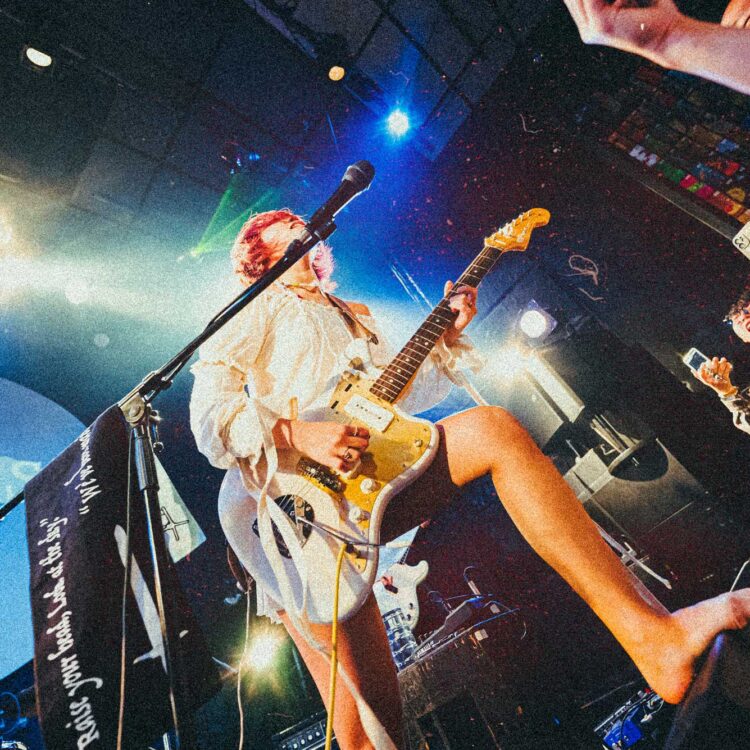 Meaningful Stone チケット即完の初来日公演で魅せた熱狂 ライブレポート